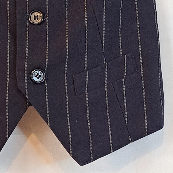 Yuan Lu Little Boy's Pin Striped Vest - Tuxedo Vest Design Size 3 - Picture 4 of 12